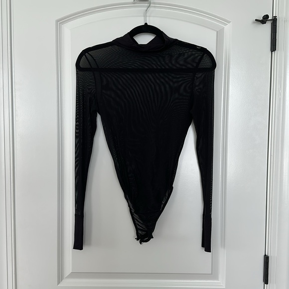 Elegant Black Mesh Long Sleeve body suite with snaps only wore - Picture 6 of 7